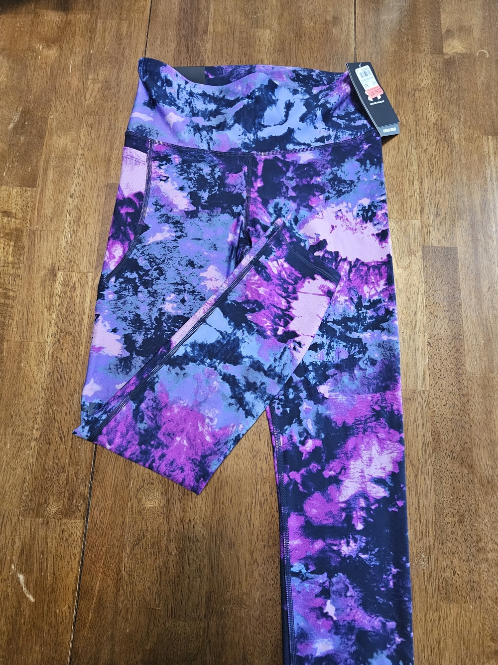 Tie-Dye Leggings - Picture 3 of 3